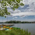 Lodge Letniskowe W Lesie Nad Jeziorem - Kaszuby, Osrodek Wczasowy Klif *