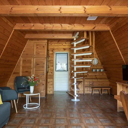 بيت خشبي Letniskowe W Lesie Nad Jeziorem - Kaszuby, Osrodek Wczasowy Klif فدزيدزي كيشيفسكي