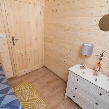 Letniskowe W Lesie Nad Jeziorem - Kaszuby, Osrodek Wczasowy Klif بيت خشبي *