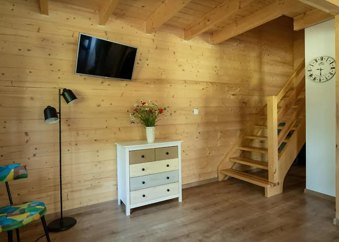 Letniskowe W Lesie Nad Jeziorem - Kaszuby, Osrodek Wczasowy Klif * Wdzydze Kiszewskie