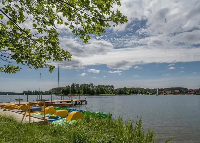 Hytte Letniskowe W Lesie Nad Jeziorem - Kaszuby, Osrodek Wczasowy Klif *